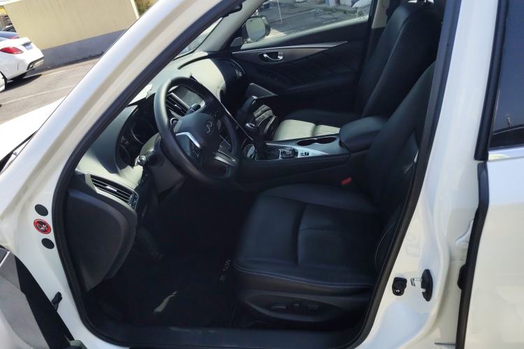 Used Infiniti Q50L 2018 2.0T Enjoyment Version China VI Standard Left Front Seat