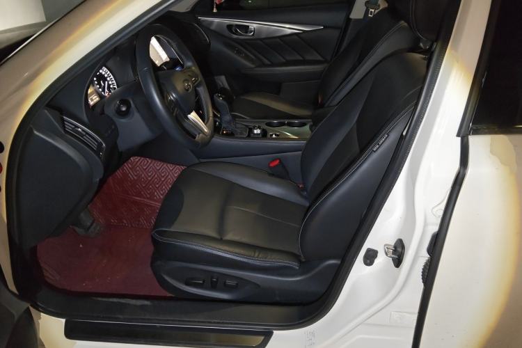 Used Infiniti Q50L 2018 2.0T Enjoyment Version China VI Standard Left Front Seat