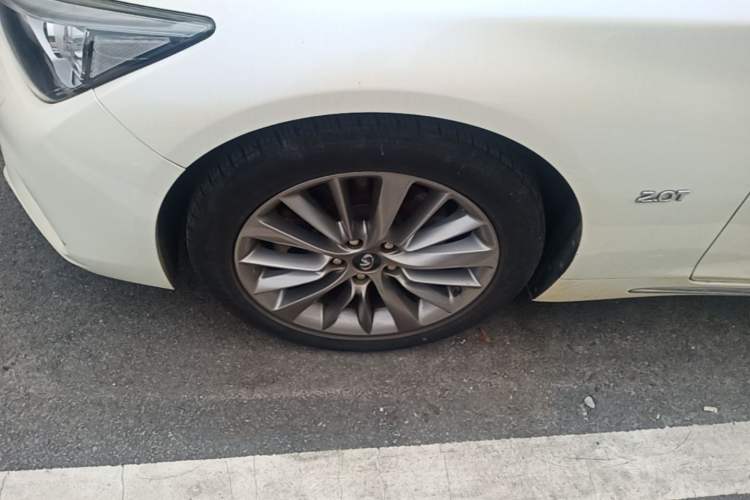 Used Infiniti Q50L 2018 2.0T Enjoyment Version China V Standard Left Front Wheel Hub