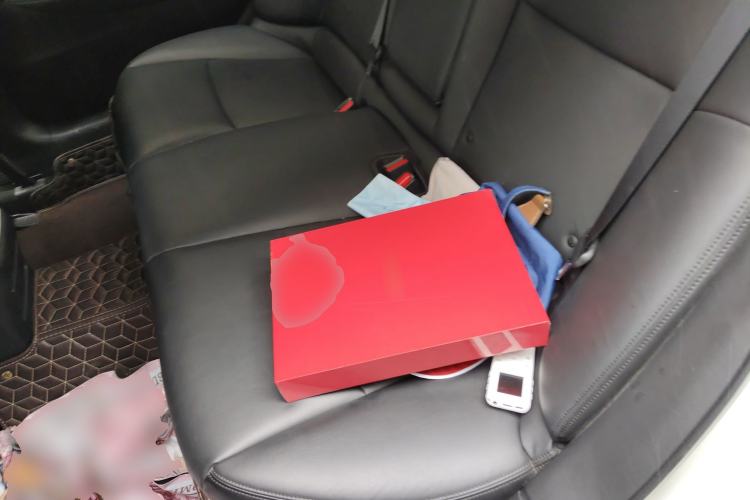 Used Infiniti Q50L 2018 2.0T Comfort Edition China VI Standard Left Rear Seat