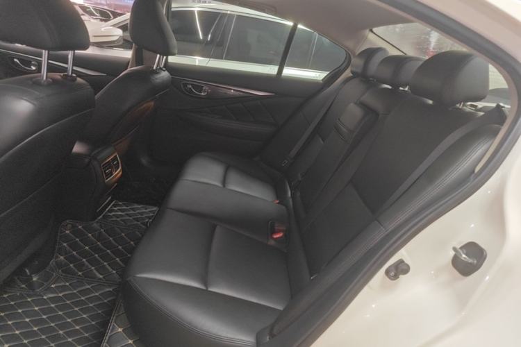 Used Infiniti Q50L 2018 2.0T Comfort Edition China VI Standard Left Rear Seat