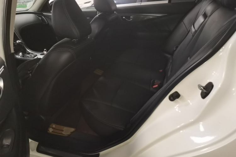 Used Infiniti Q50L 2018 2.0T Enjoyment Version China V Standard Left Rear Seat