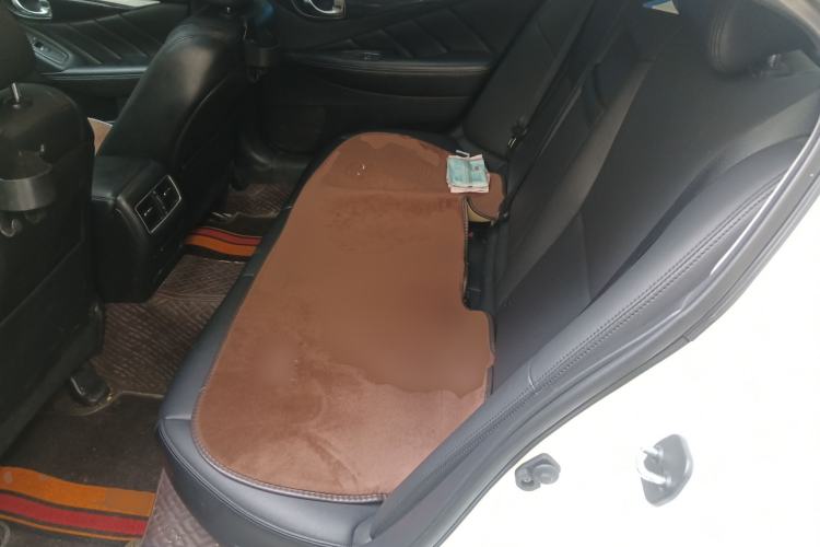 Used Infiniti Q50L 2018 2.0T Comfort Edition China VI Standard Left Rear Seat