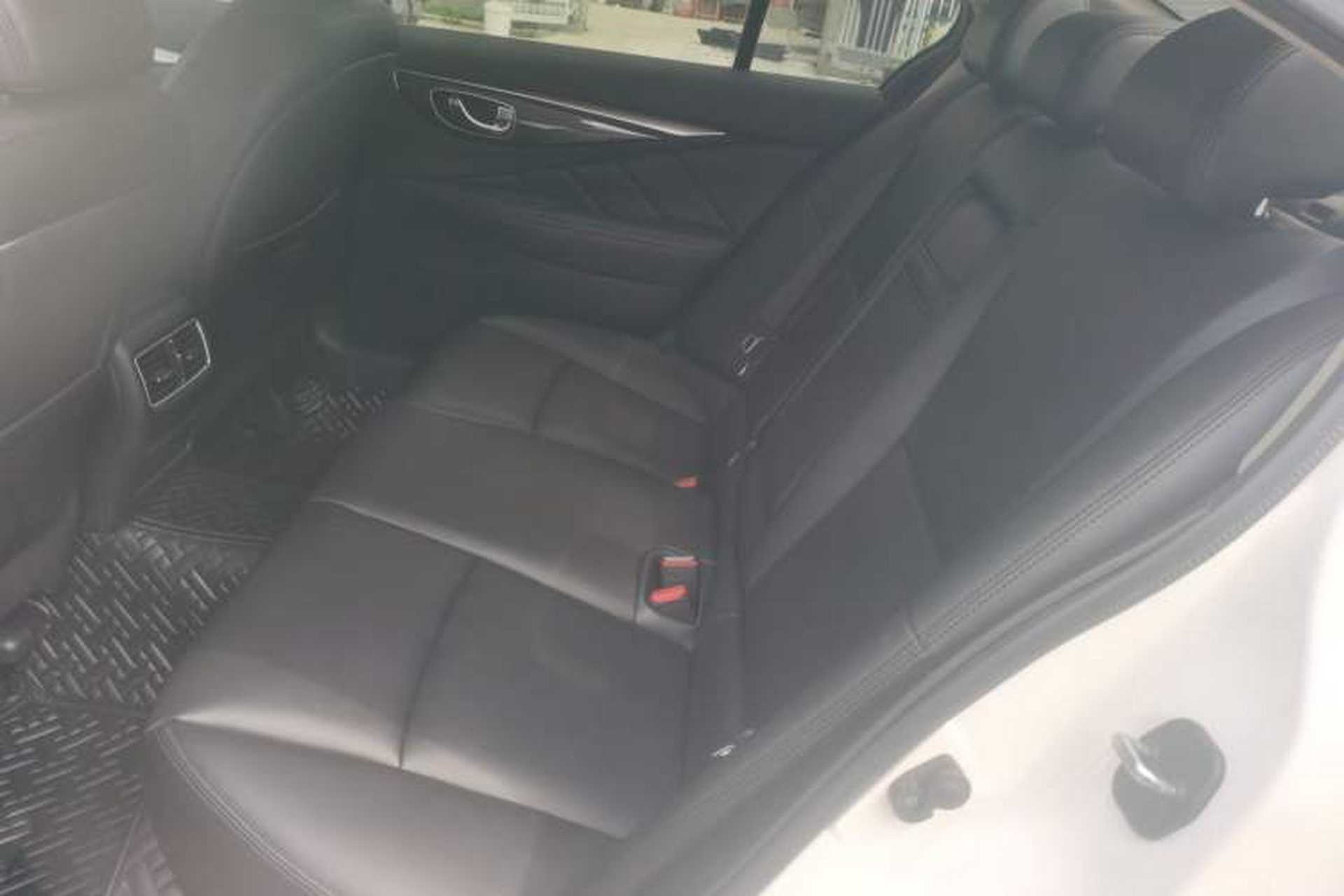 Used Infiniti Q50L 2018 2.0T Comfort Edition China VI Standard Left Rear Seat