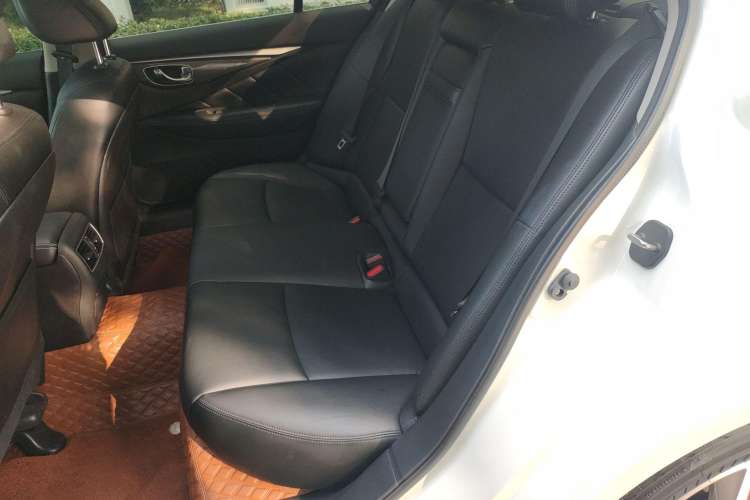 Used Infiniti Q50L 2018 2.0T Comfort Edition China VI Standard Left Rear Seat