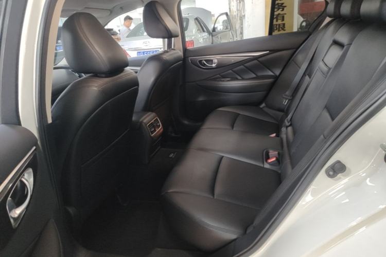 Used Infiniti Q50L 2018 2.0T Comfort Edition China VI Standard Left Rear Seat