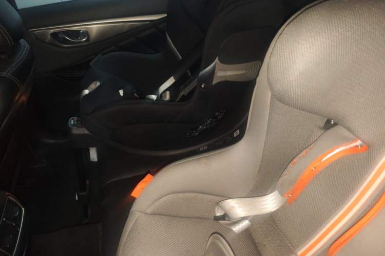 Used Infiniti Q50L 2018 2.0T Enjoyment Edition China V standard Left Rear Seat