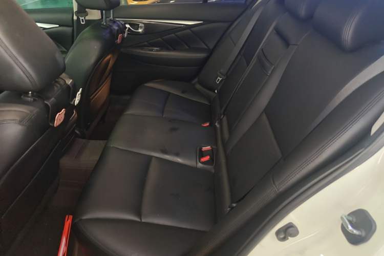 Used Infiniti Q50L 2018 2.0T Comfort Edition China VI Standard Left Rear Seat