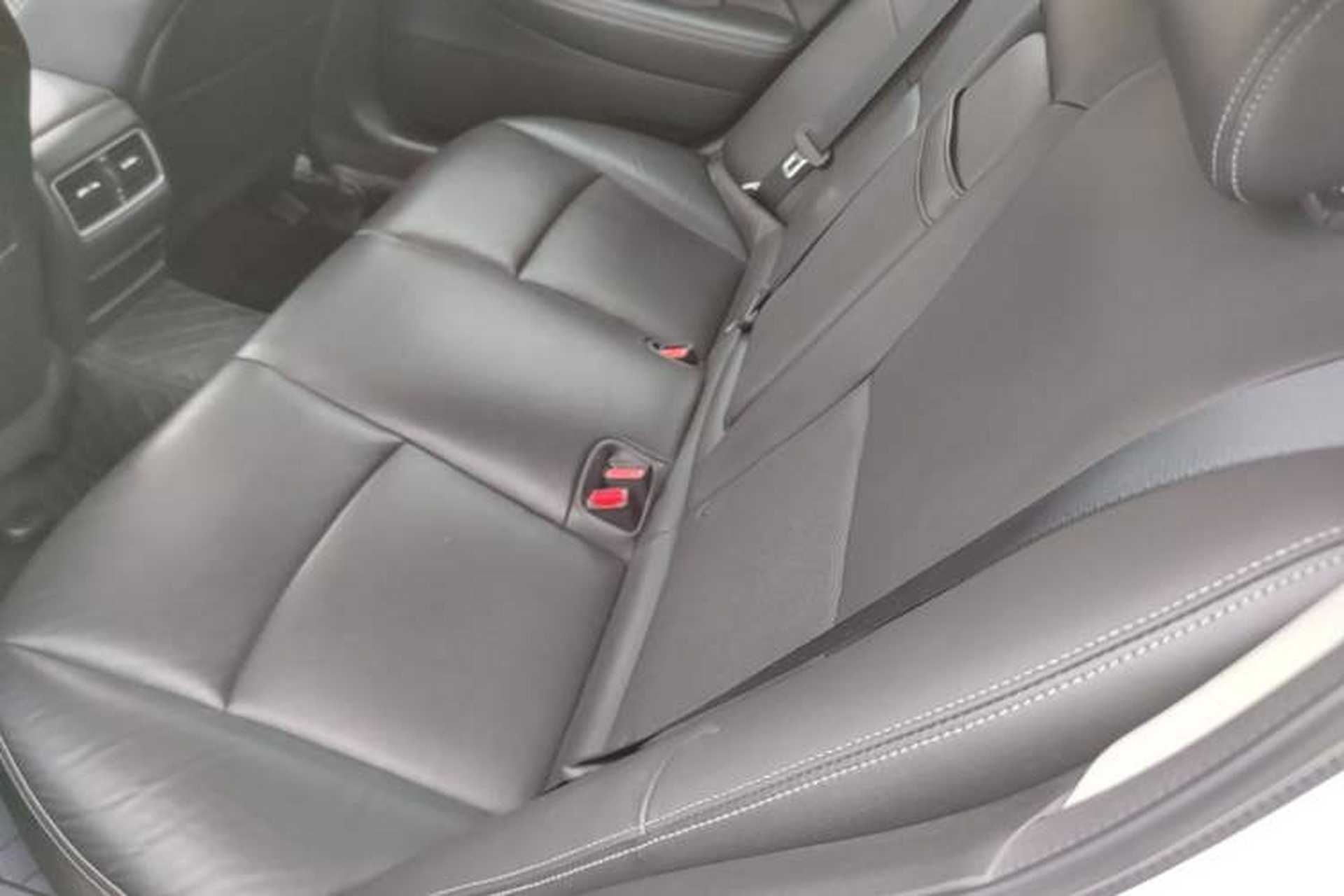 Used Infiniti Q50L 2018 2.0T Enjoyment Version China VI Standard Left Rear Seat