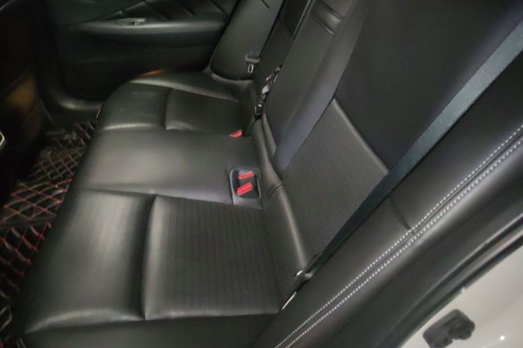 Used Infiniti Q50L 2018 2.0T Elite Sport Version China VI Standard Left Rear Seat