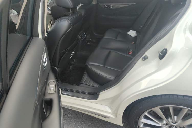 Used Infiniti Q50L 2018 2.0T Enjoyment Version China V Standard Left Rear Seat