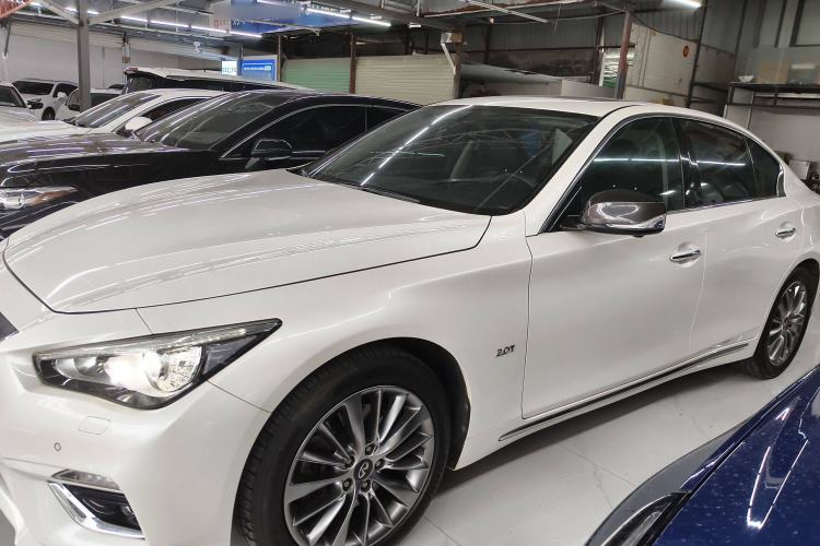 Used Infiniti Q50L 2018 2.0T Comfort Edition China V Standard Left Side