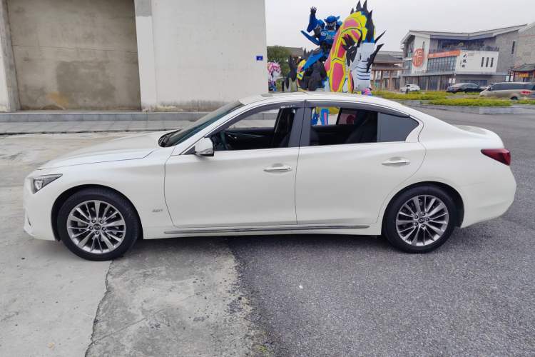 Used Infiniti Q50L 2018 2.0T Enjoyment Version China VI Standard Left Side