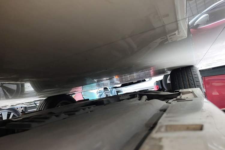 Used Infiniti Q50L 2018 2.0T Enjoyment Version China VI Standard Left Side Sill
