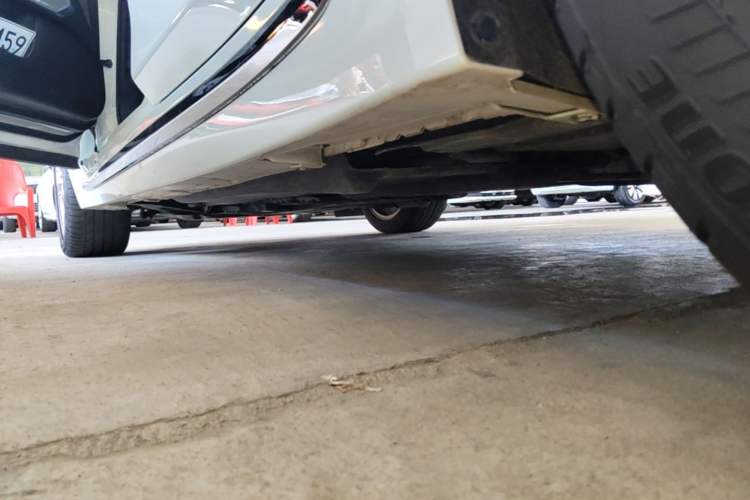 Used Infiniti Q50L 2018 2.0T Enjoyment Version China VI Standard Left Side Sill