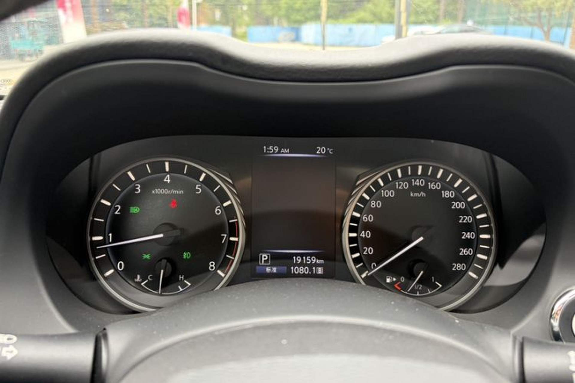 Used Infiniti Q50L 2018 2.0T Enjoyment Version China VI Standard Odometer Close Up