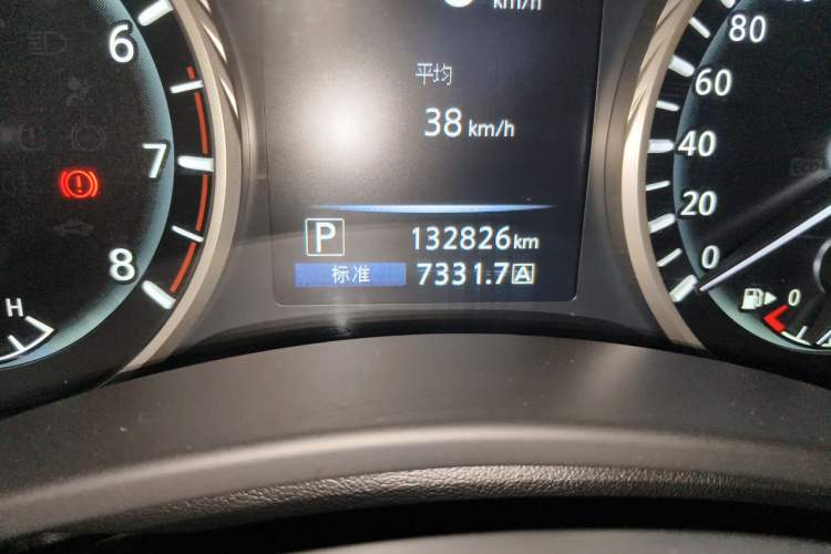 Used Infiniti Q50L 2018 2.0T Enjoyment Edition China V standard Odometer Close Up