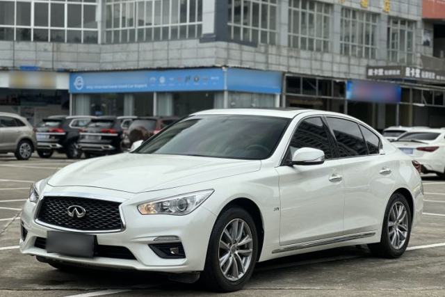 Used Infiniti Q50L 2018 2.0T Comfort Edition China VI Standard