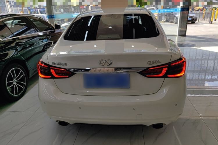 Used Infiniti Q50L 2018 2.0T Enjoyment Version China VI Standard Rear