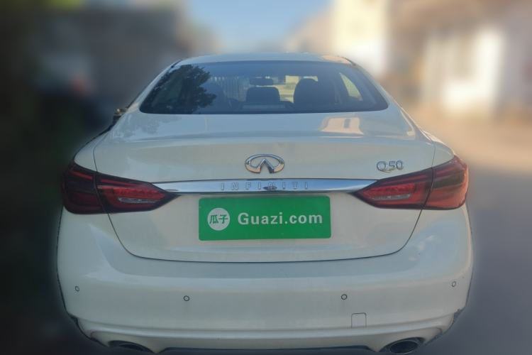 Used Infiniti Q50L 2018 2.0T Enjoyment Version China VI Standard Rear