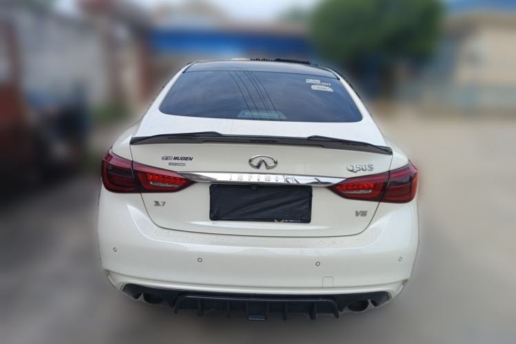 Used Infiniti Q50L 2018 2.0T Comfort Edition China VI Standard Rear