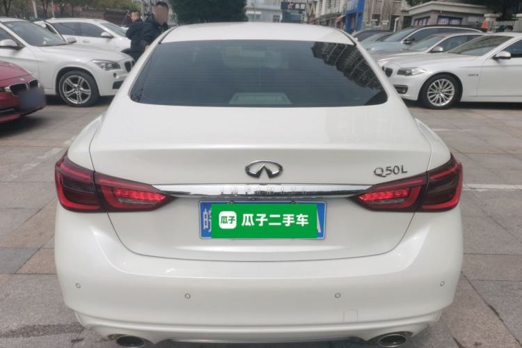 Used Infiniti Q50L 2018 2.0T Comfort Edition China VI Standard Rear