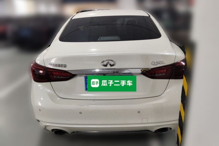 Used Infiniti Q50L 2018 2.0T Enjoyment Version China VI Standard Rear