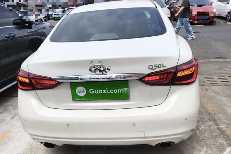 Used Infiniti Q50L 2018 2.0T Enjoyment Version China VI Standard Rear