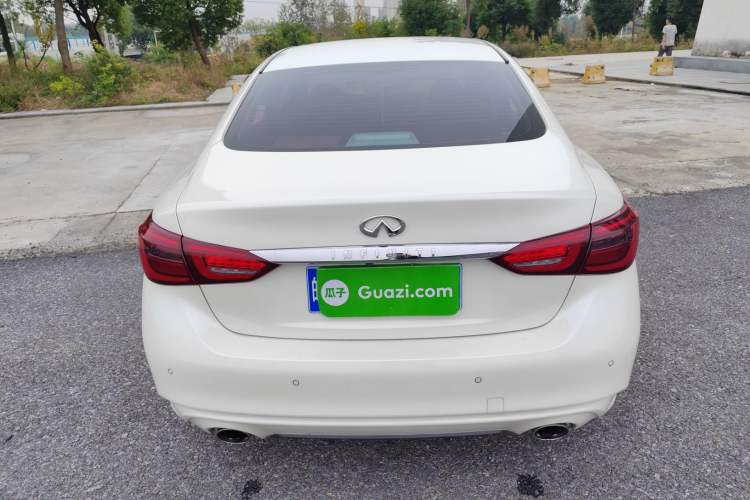 Used Infiniti Q50L 2018 2.0T Enjoyment Version China VI Standard Rear