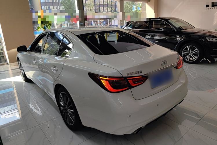 Used Infiniti Q50L 2018 2.0T Enjoyment Version China VI Standard Rear Left 45 Deg