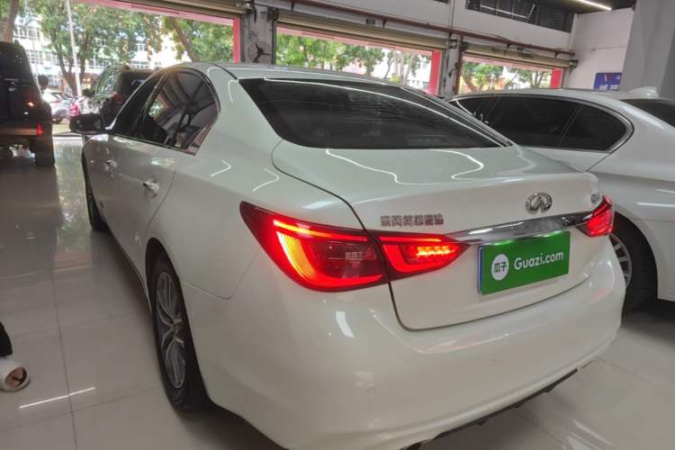 Used Infiniti Q50L 2018 2.0T Comfort Edition China VI Standard Rear Left 45 Deg