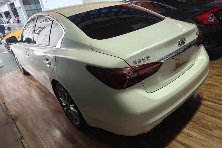Used Infiniti Q50L 2018 2.0T Comfort Edition China VI Standard Rear Left 45 Deg
