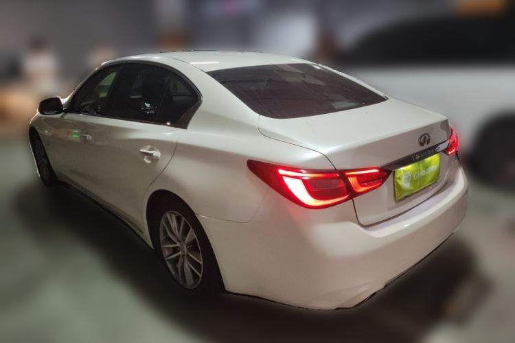 Used Infiniti Q50L 2018 2.0T Comfort Edition China VI Standard Rear Left 45 Deg