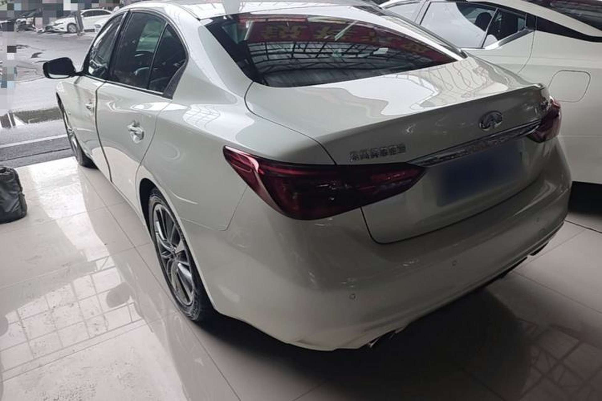 Used Infiniti Q50L 2018 2.0T Enjoyment Version China VI Standard Rear Left 45 Deg