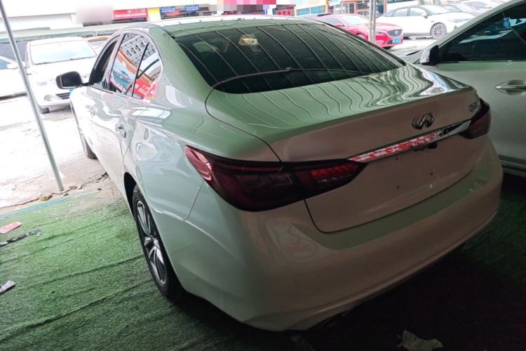 Used Infiniti Q50L 2018 2.0T Comfort Edition China VI Standard Rear Left 45 Deg
