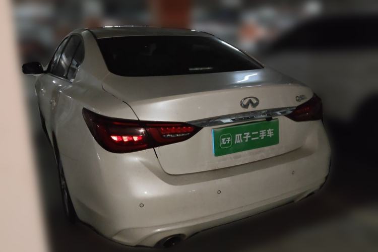 Used Infiniti Q50L 2018 2.0T Enjoyment Version China VI Standard Rear Left 45 Deg