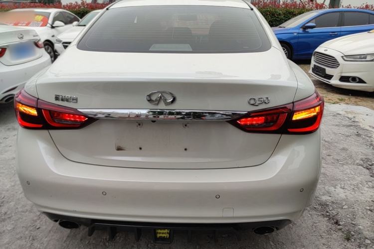 Used Infiniti Q50L 2018 2.0T Enjoyment Version China VI Standard Rear