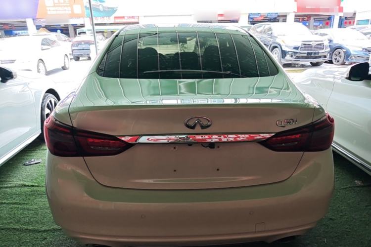 Used Infiniti Q50L 2018 2.0T Comfort Edition China VI Standard Rear