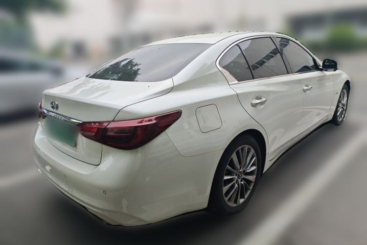 Used Infiniti Q50L 2018 2.0T Enjoyment Edition China V standard Rear Right 45 Deg