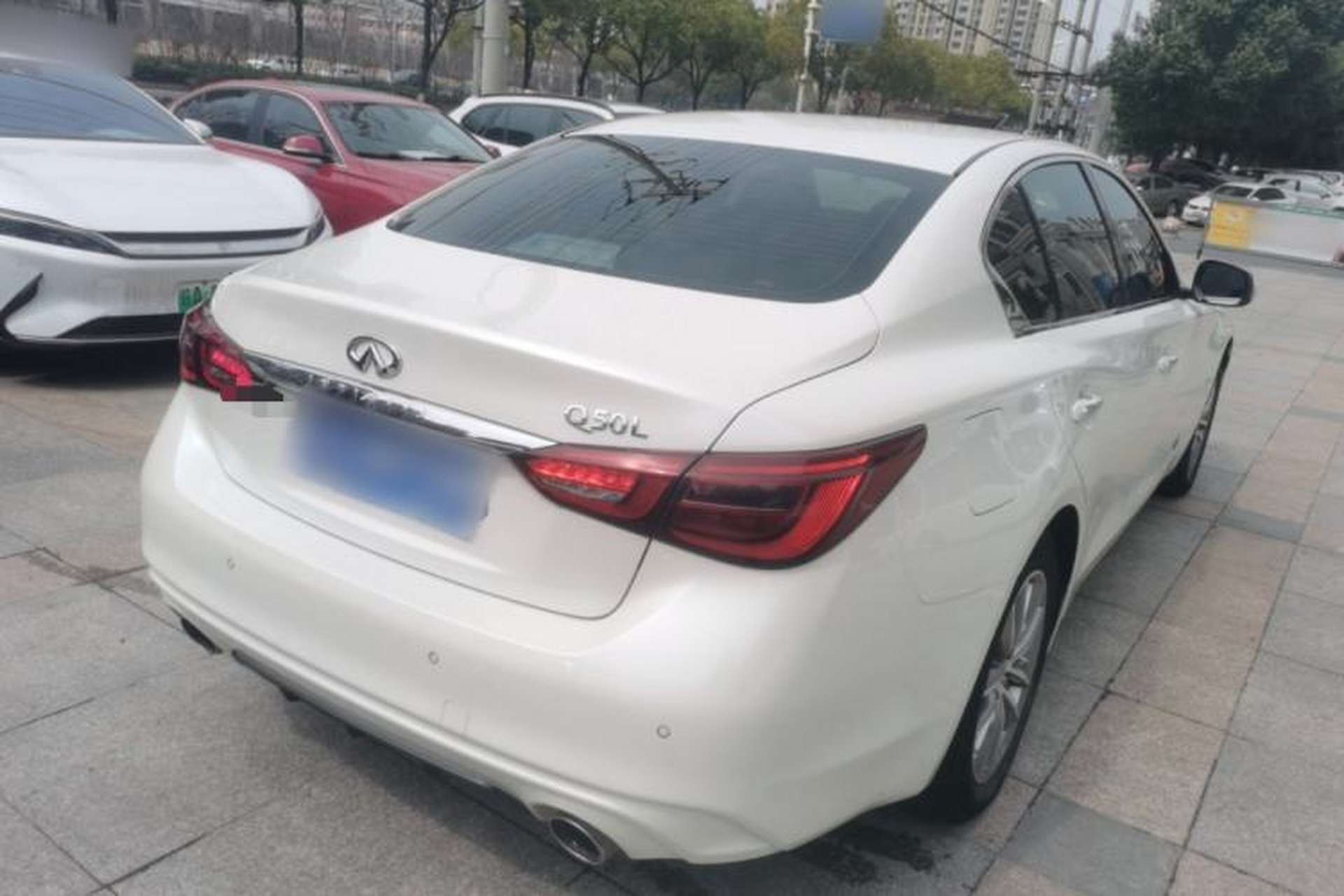 Used Infiniti Q50L 2018 2.0T Comfort Edition China VI Standard Rear Right 45 Deg