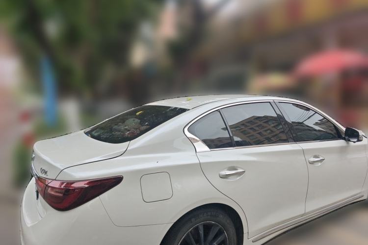 Used Infiniti Q50L 2018 2.0T Comfort Edition China VI Standard Rear Right 45 Deg