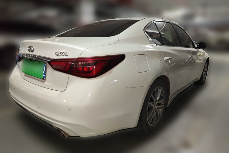 Used Infiniti Q50L 2018 2.0T Comfort Edition China VI Standard Rear Right 45 Deg