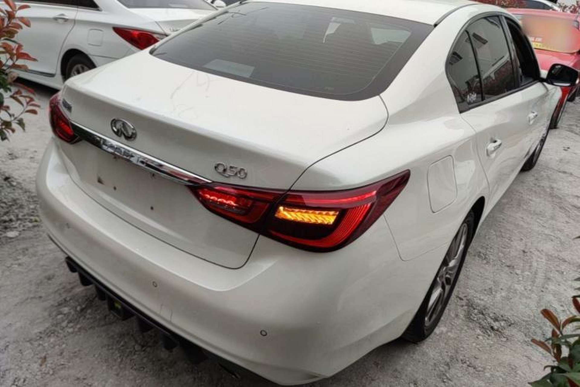 Used Infiniti Q50L 2018 2.0T Enjoyment Version China VI Standard Rear Right 45 Deg