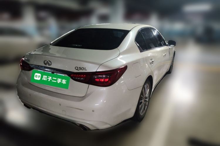 Used Infiniti Q50L 2018 2.0T Enjoyment Version China VI Standard Rear Right 45 Deg