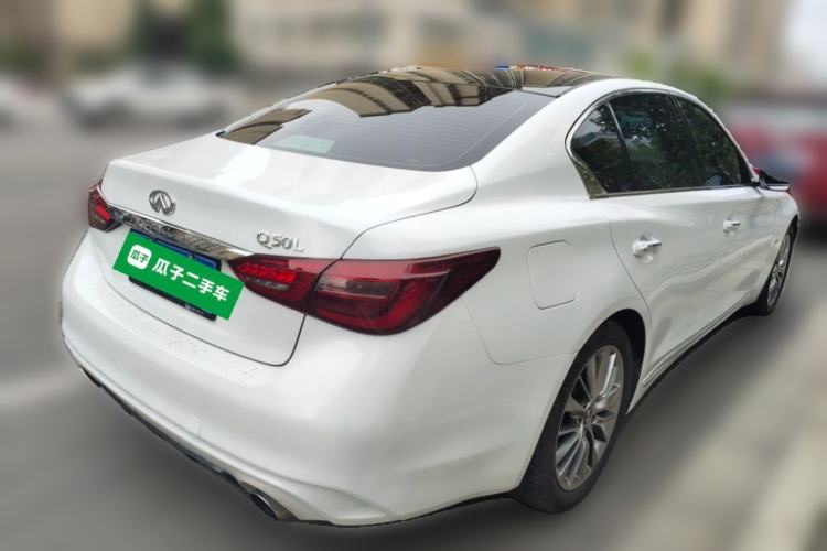 Used Infiniti Q50L 2018 2.0T Enjoyment Version China VI Standard Rear Right 45 Deg