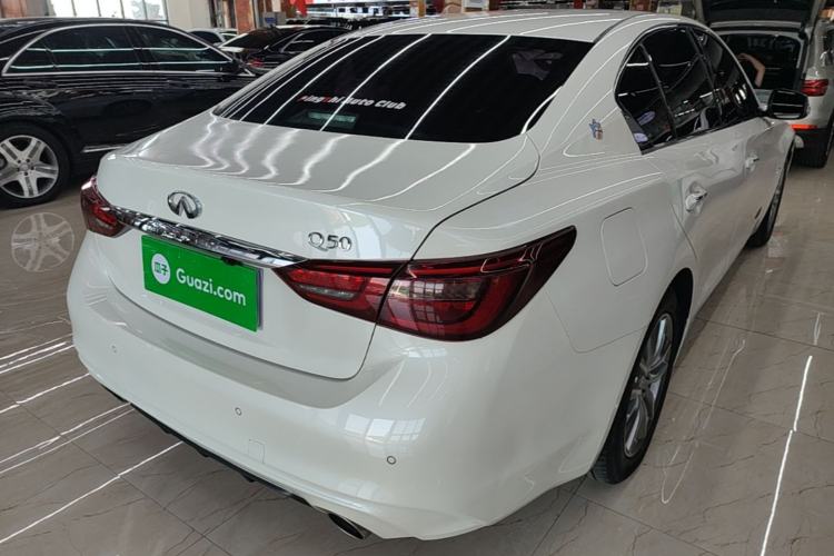 Used Infiniti Q50L 2018 2.0T Comfort Edition China V Standard Rear Right 45 Deg