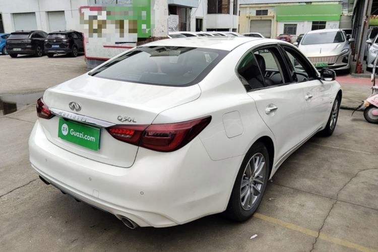 Used Infiniti Q50L 2018 2.0T Comfort Edition China V Standard Rear Right 45 Deg