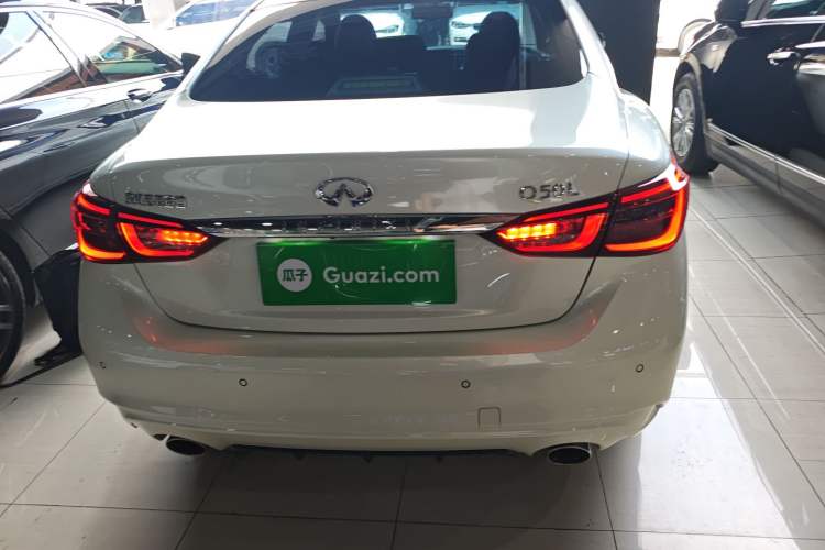 Used Infiniti Q50L 2018 2.0T Enjoyment Version China VI Standard Rear