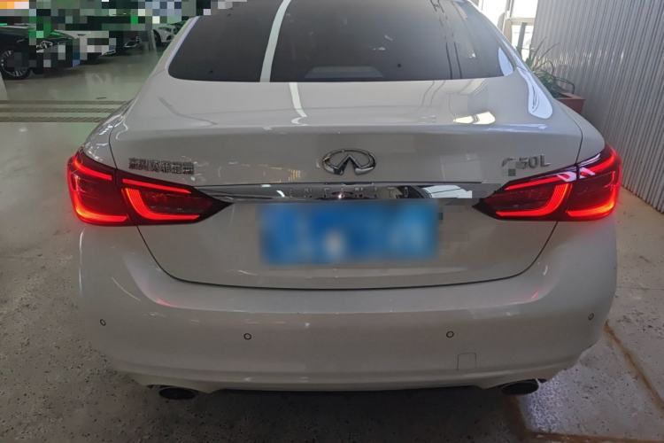Used Infiniti Q50L 2018 2.0T Comfort Edition China VI Standard Rear