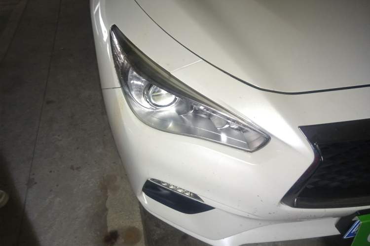 Used Infiniti Q50L 2018 2.0T Comfort Edition China VI Standard Right Front Headlight